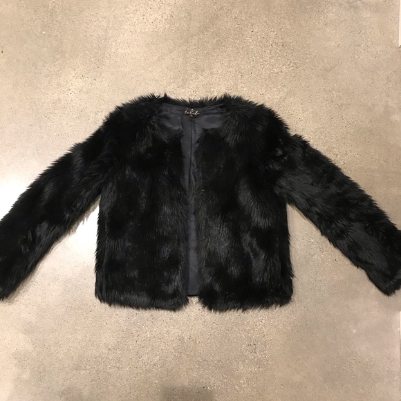 Aritzia Faux Fur Bomber Coat - Picture 5 of 7